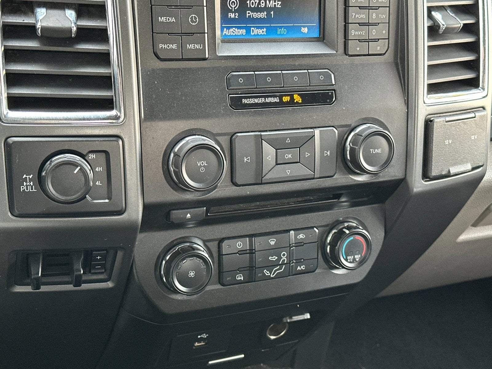 2018 Ford Super Duty F-350 SRW XL