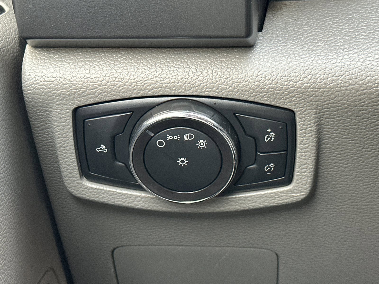 2018 Ford Super Duty F-350 SRW XL