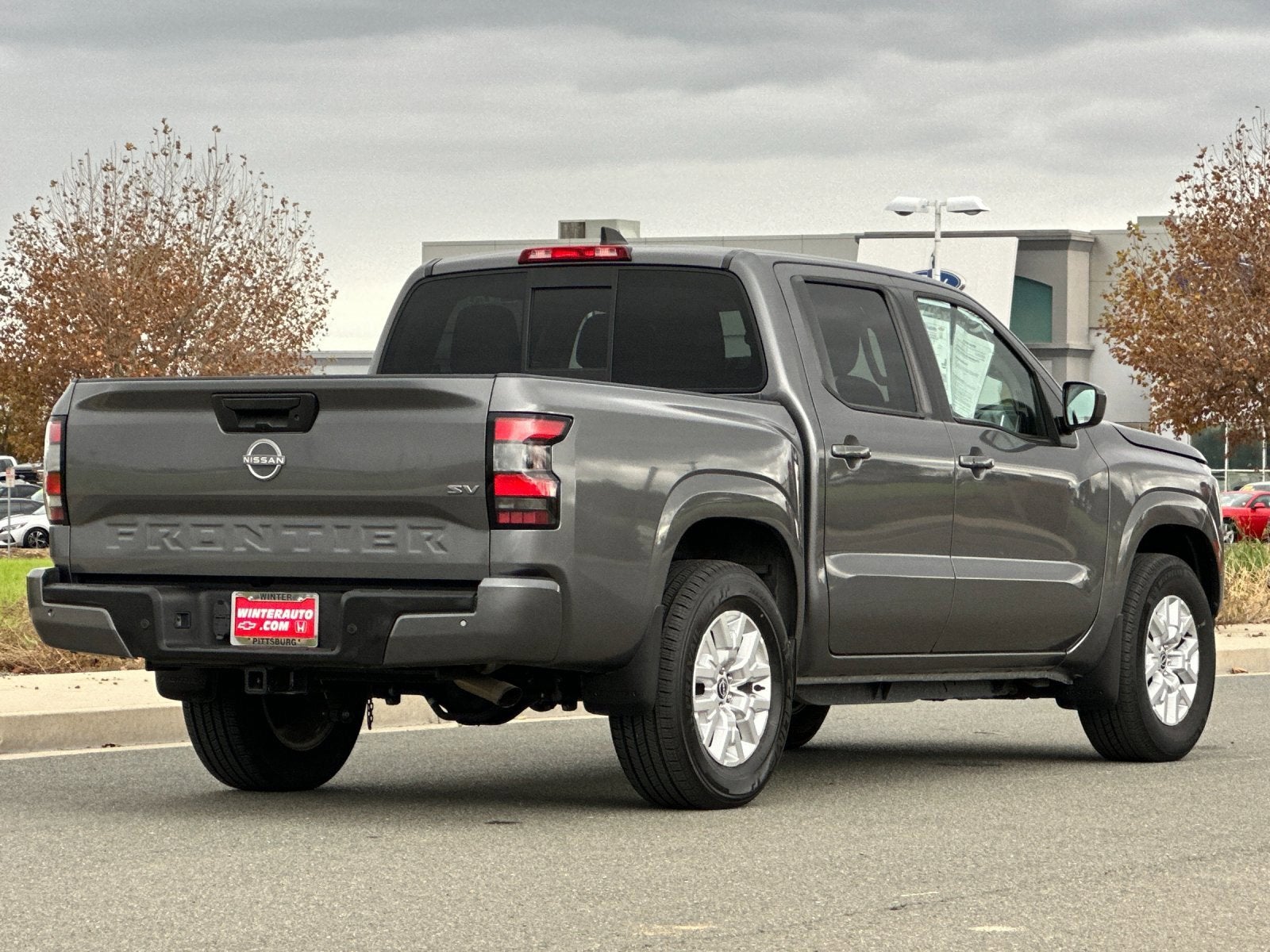 2022 Nissan Frontier SV
