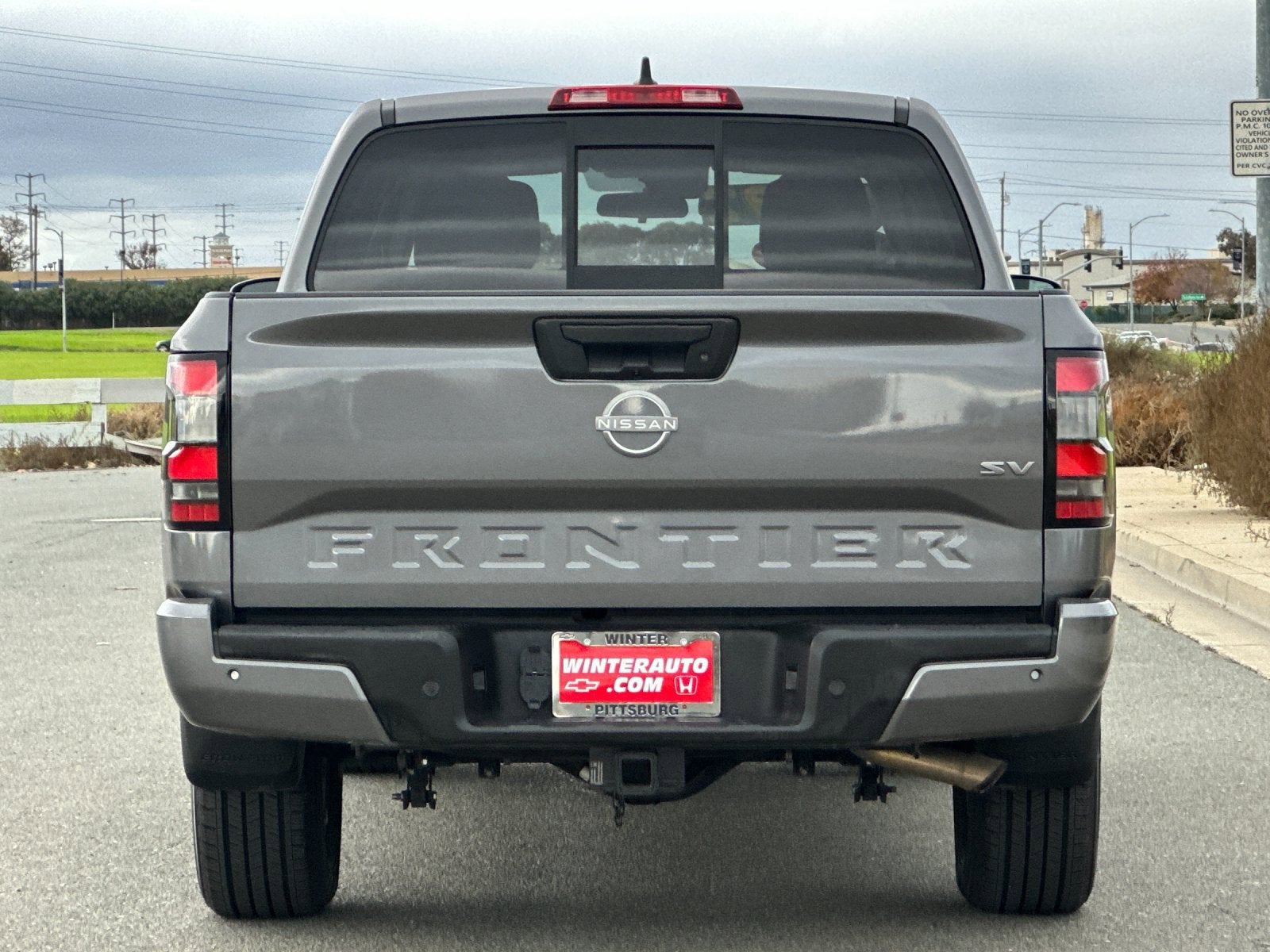 2022 Nissan Frontier SV