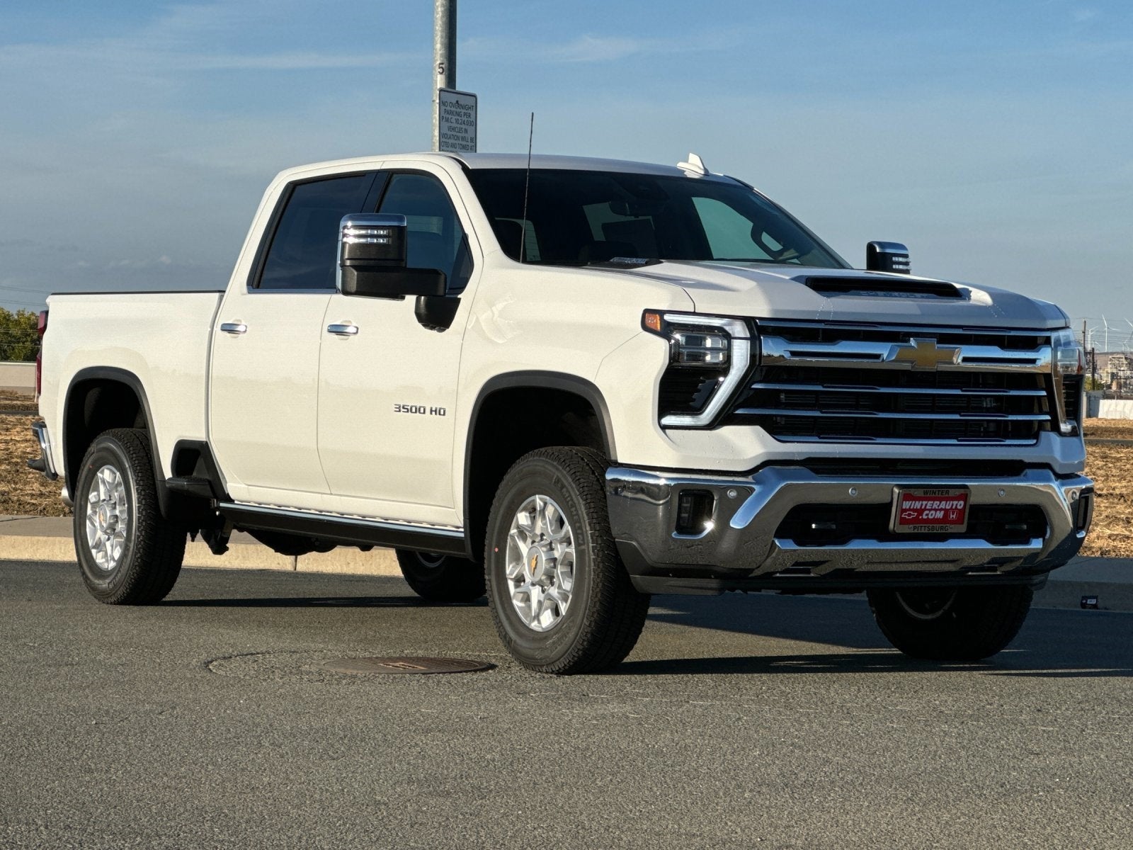 2025 Chevrolet Silverado 3500 HD LTZ