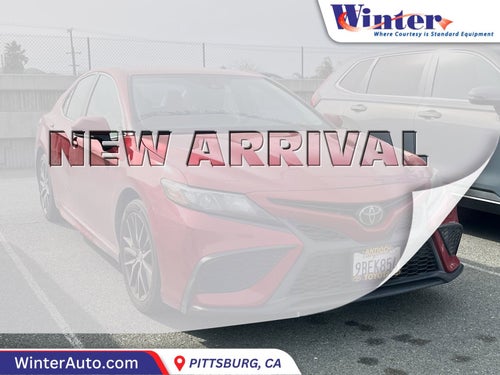 2022 Toyota Camry SE