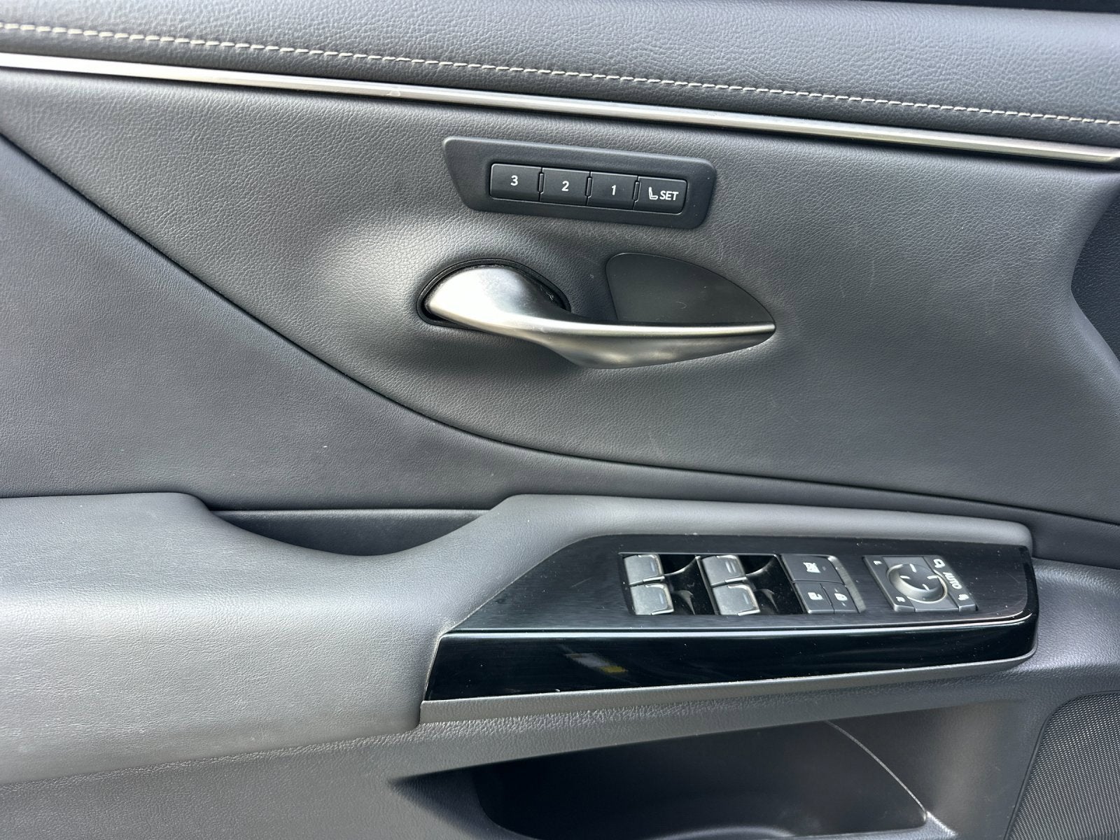 2023 Lexus ES ES 350