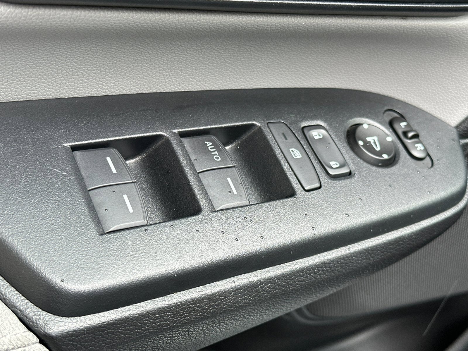 2020 Honda CR-V Hybrid LX