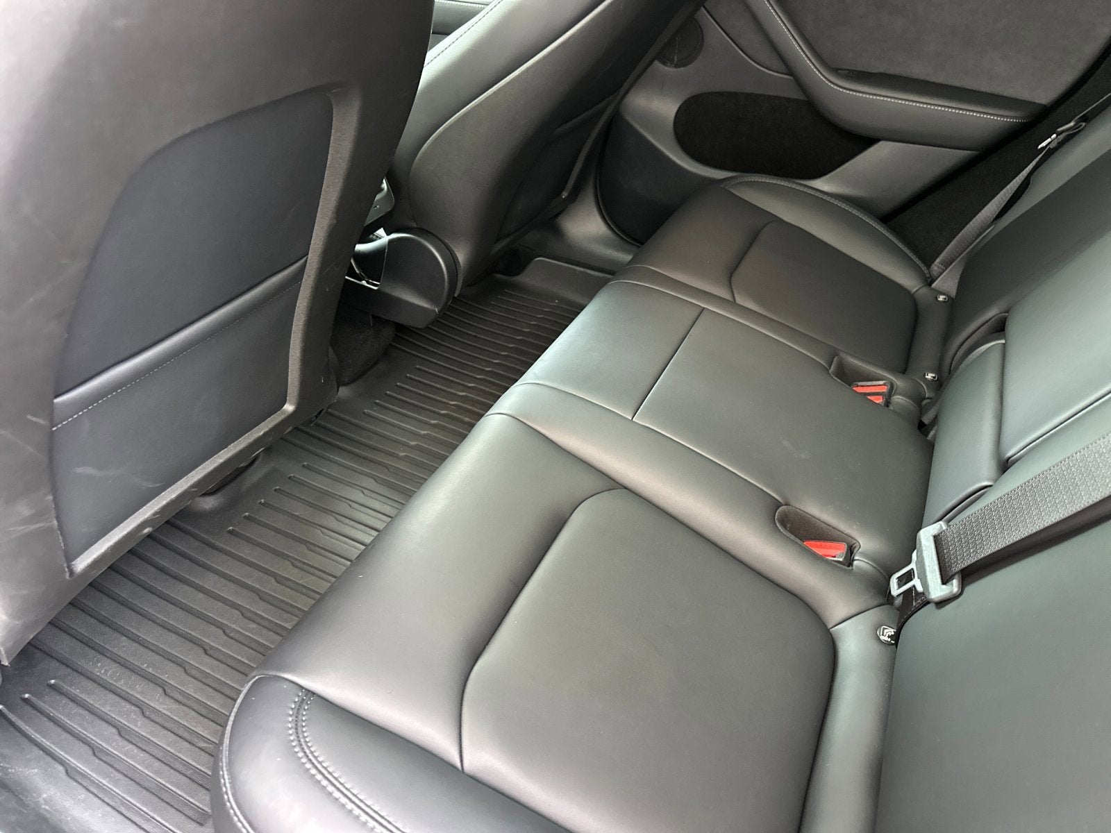 2024 Tesla Model Y Performance