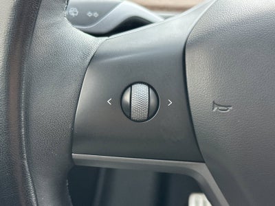 2024 Tesla Model Y Performance