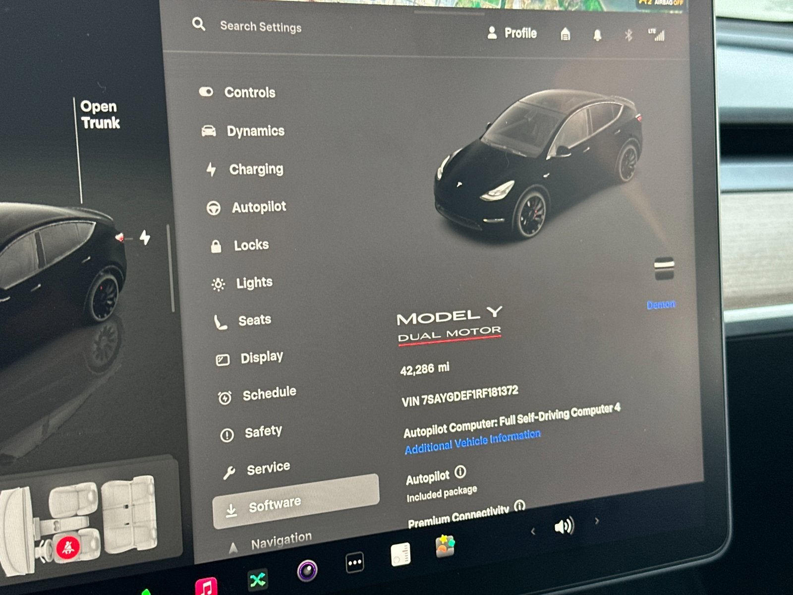 2024 Tesla Model Y Performance