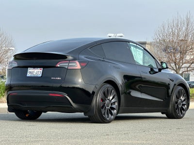 2024 Tesla Model Y Performance