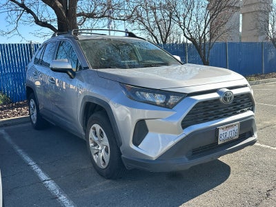 2020 Toyota RAV4 LE